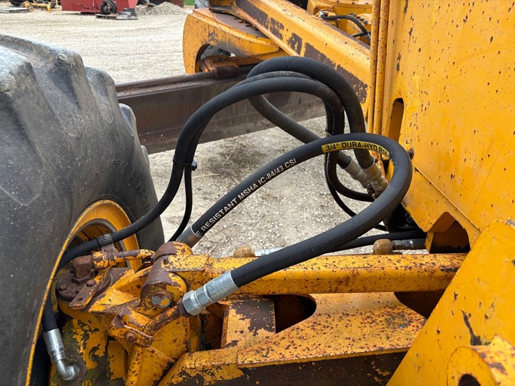 deere-772a-image-88