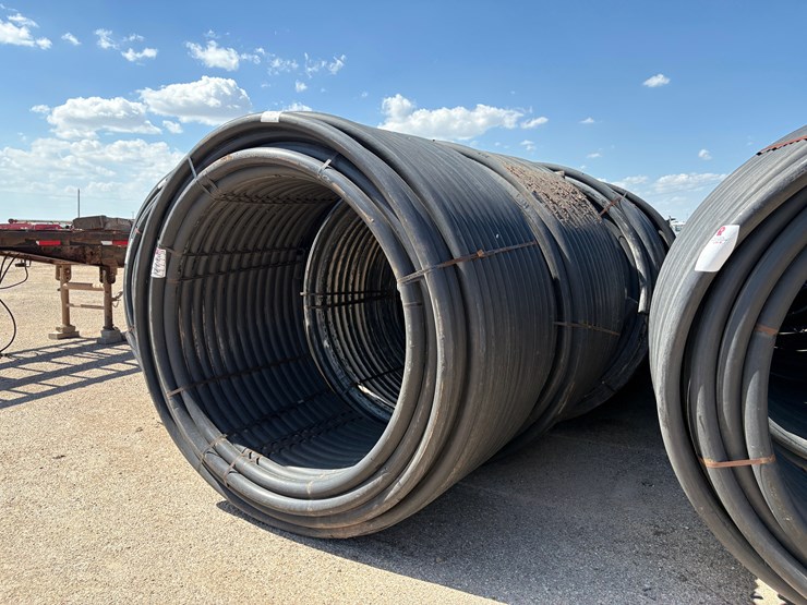 1000’-roll-of-used-3”-ips-poly-pipe-image-3