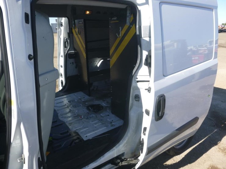 2021-ram-promaster-city-image-7