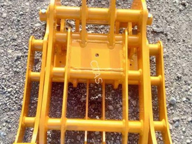 #177-•-cat-301-mini-excavator-grapple-attachment-image-1
