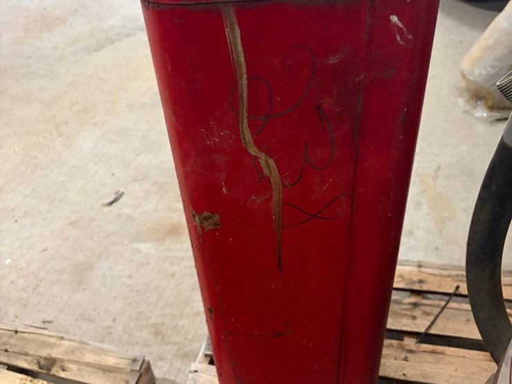 #1805-•-tokheim-40-fuel-pump-image-5