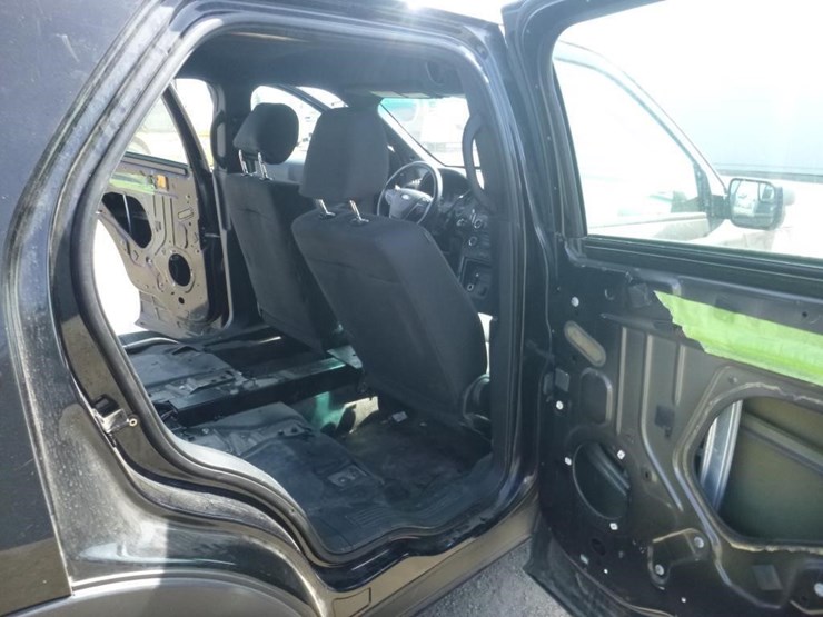 2018-ford-explorer-image-8