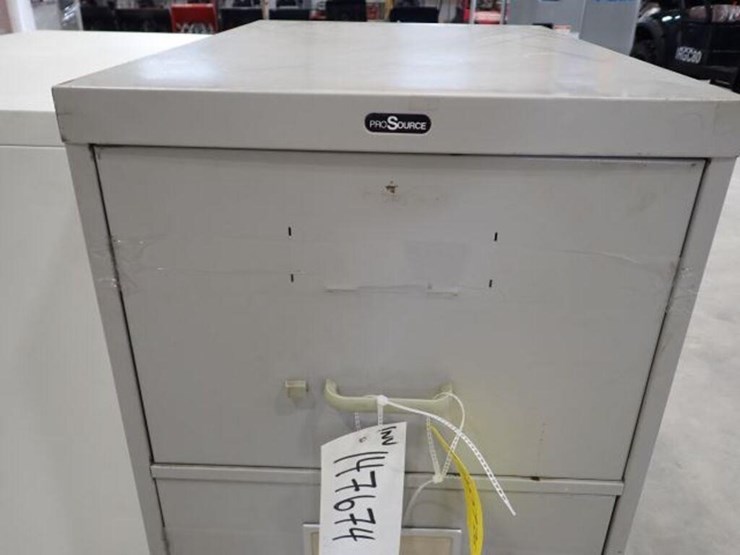 qty-of-(2)-metal-2-drawer-filing-cabinets-image-11