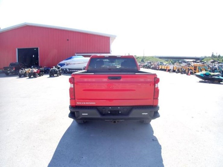 2024-chevrolet-silverado-1500-image-6
