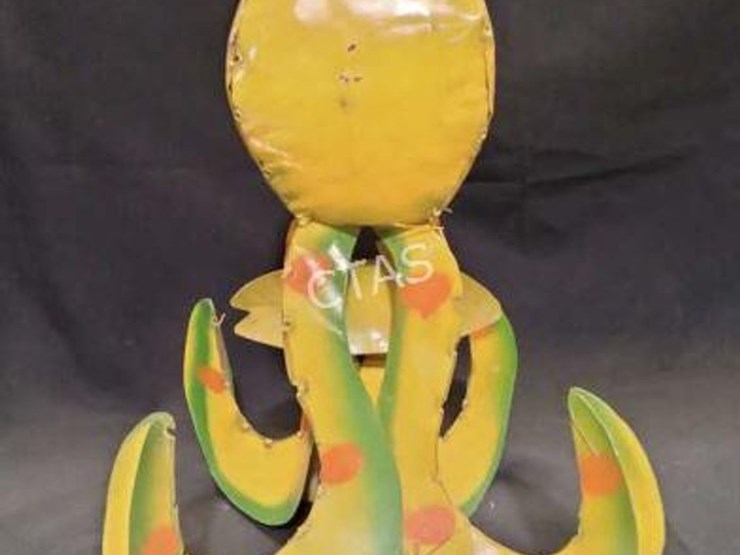 #28-•-metal-art---yellow-octopus-image-2