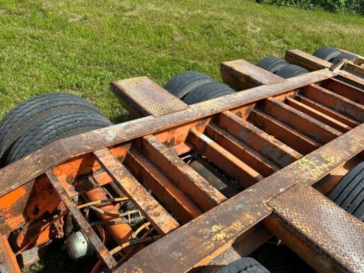 2010-eager-beaver-50gsl/3-50-ton-quad/a-lowboy-112-image-15