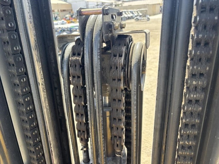 2015-caterpillar-2c6500-image-15