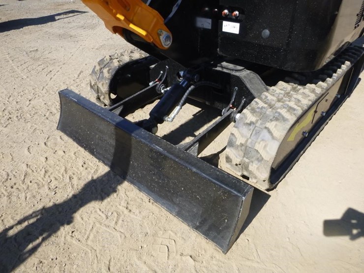 vicsec-vc20k-hydraulic-excavator-image-15