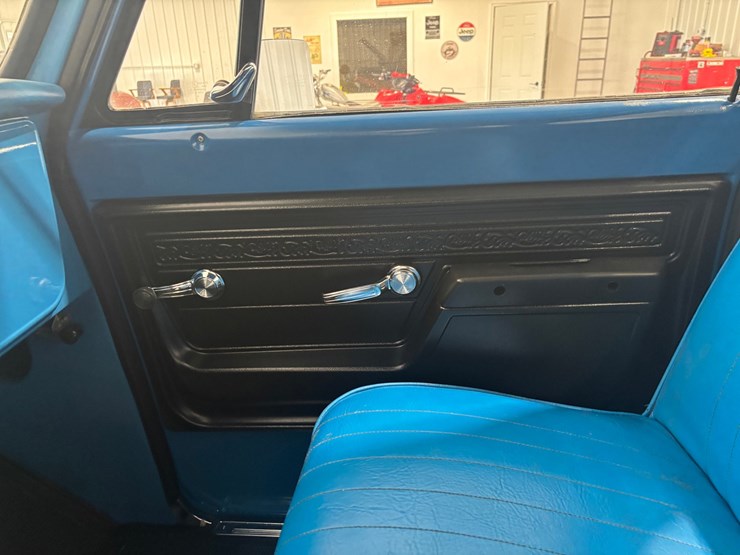 1972-chevrolet-c10-image-41