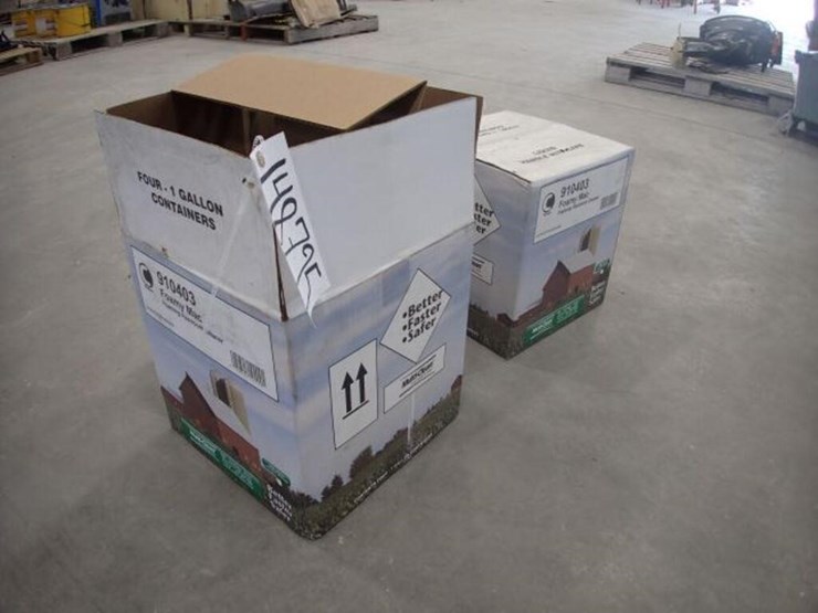 qty-of-(8)-1-gal-foaming-restroom-cleaner-image-1