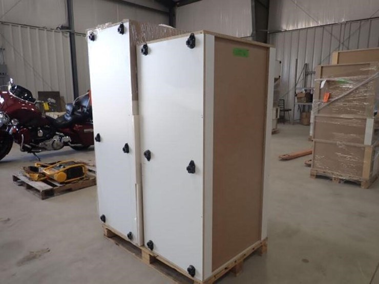 unused-qty-of-3-pc-heavy-duty-white-kitchen-base-image-3