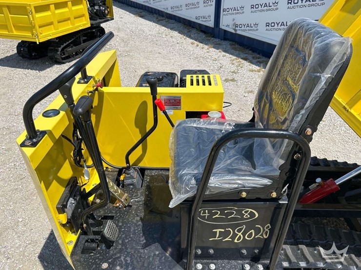 crawler-dumper-with-seat-image-9