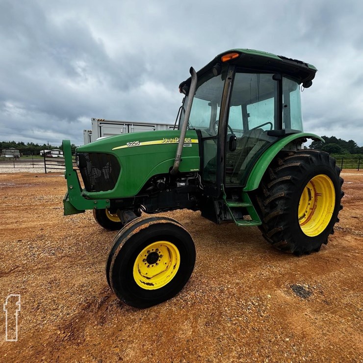 2008 JOHN DEERE 5225