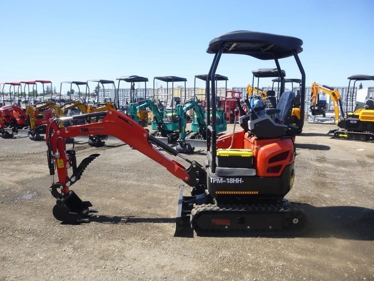 2026-tpm-18hh-hydraulic-excavator-image-5
