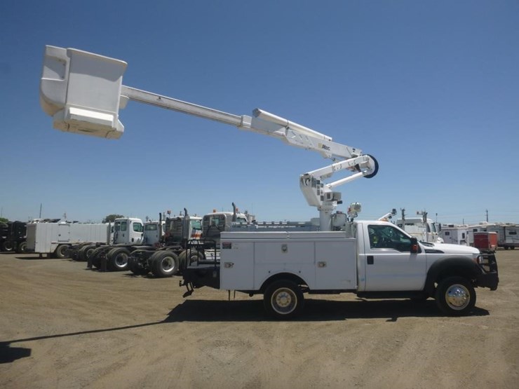 2015-ford-f550-image-11