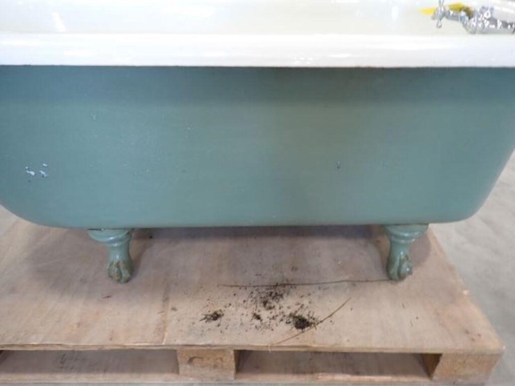 1931-ssm-co-ltd-5-ft-claw-foot-bathtub-image-12