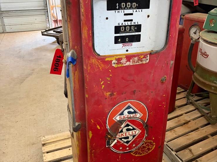#1806-•-tokheim-fuel-pump-image-5