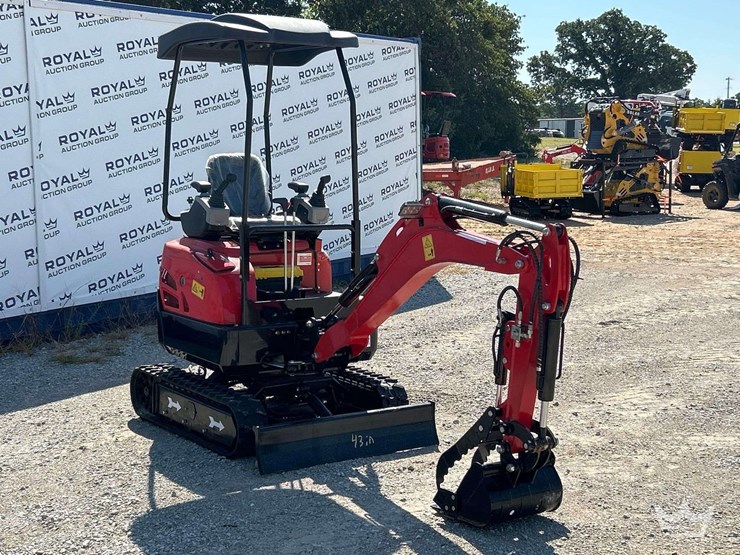 yanmar-enging-excavator-image-4