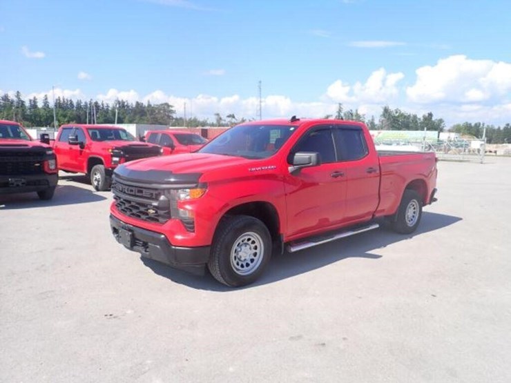 2024-chevrolet-silverado-1500-image-1