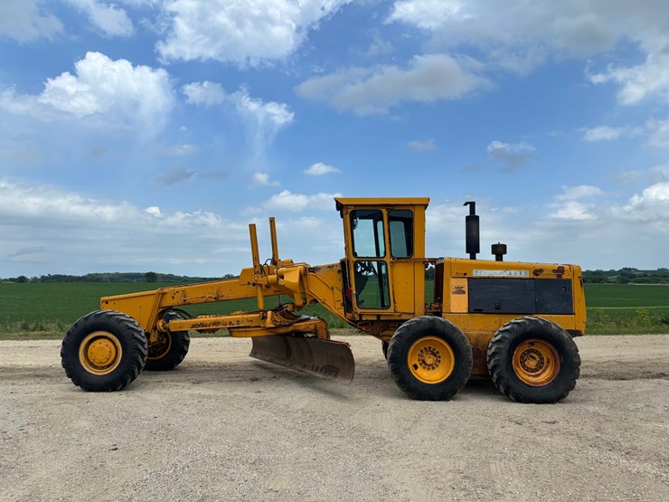 deere-772a-image-2