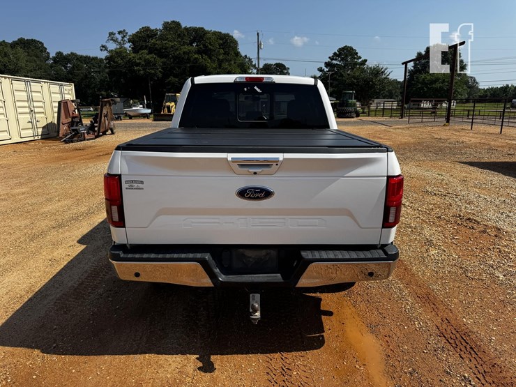 2020-ford-f150-image-3
