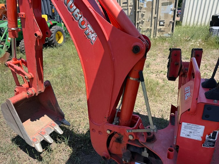 kubota-b26-image-41
