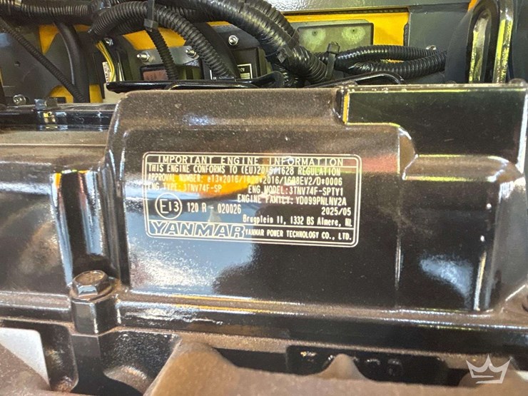 yanmar-enging-excavator-image-8