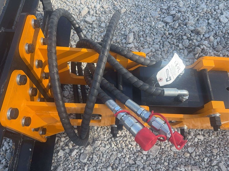 pile-hammer-model-d680-hydraulic-attachment-image-9