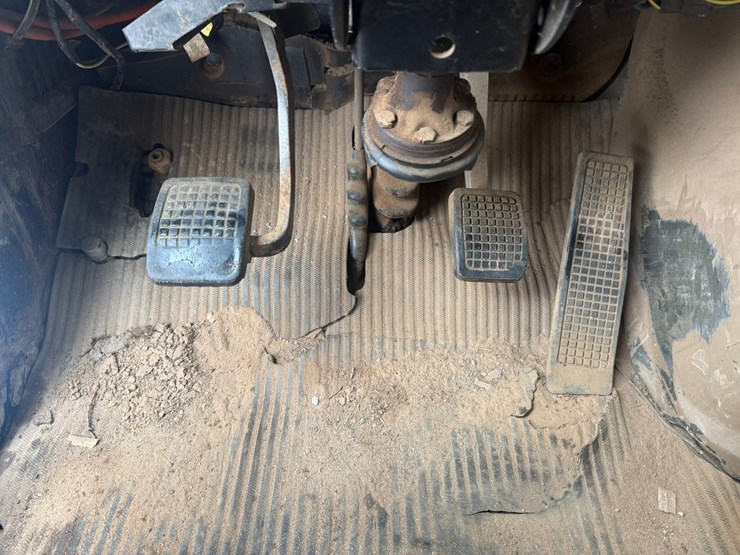 #1434-•-1990-ford-quad-axle-dump-truck-image-42
