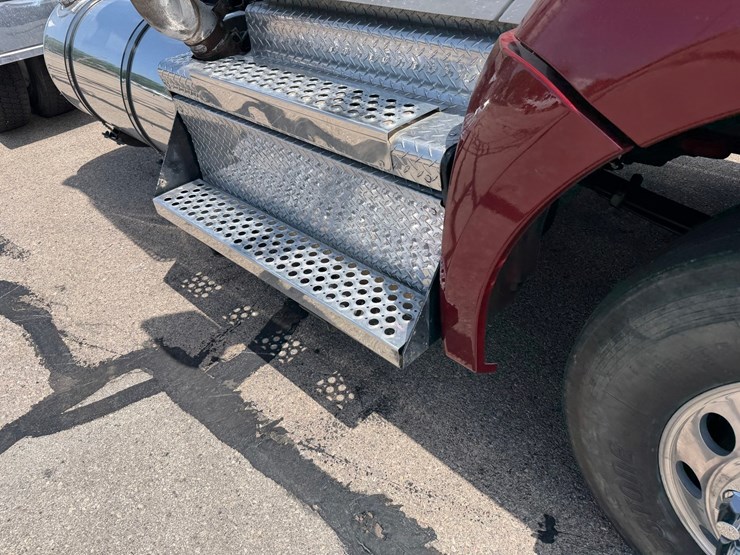 2018-kenworth-t880-image-20