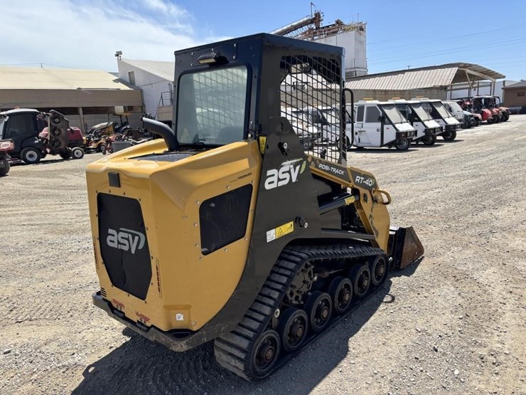 2022-asv-rt40-skid-steer-track-loader-image-3