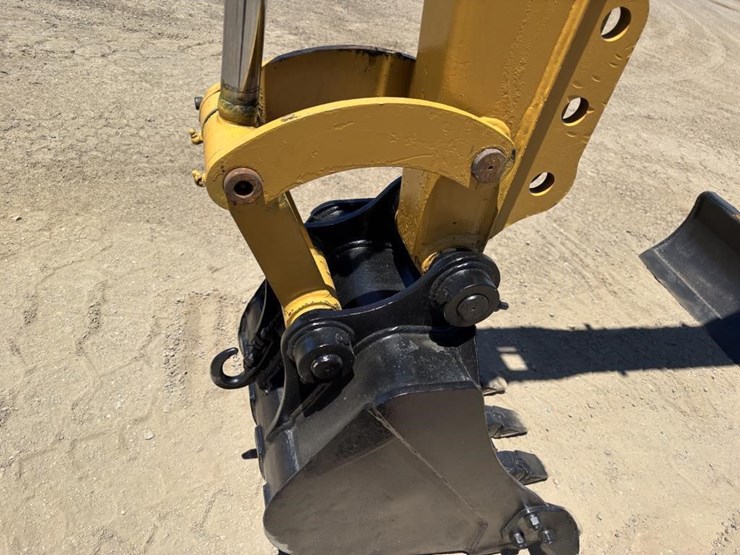 caterpillar-303cr-image-13