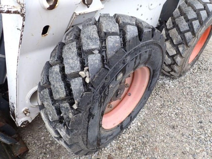 2020-bobcat-s850-image-44