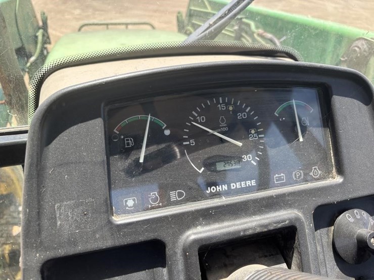 john-deere-5220-image-37