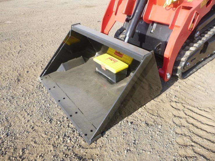 2026-sdlool-v1000-skid-steer-track-loader-image-5