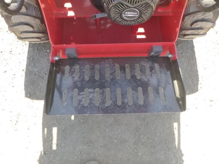2026-sdlool-323tz-skid-steer-loader-image-12