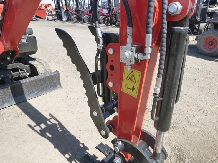 2026-tpm-18hh-hydraulic-excavator-image-12