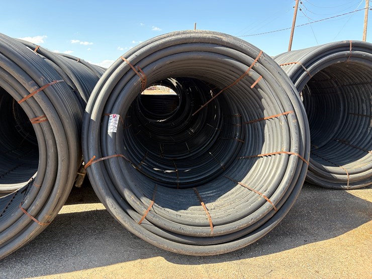 1000’-roll-of-used-3”-ips-poly-pipe-image-1