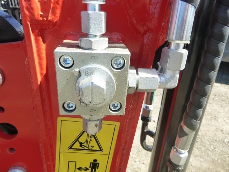 2026-tpm-18hh-hydraulic-excavator-image-13