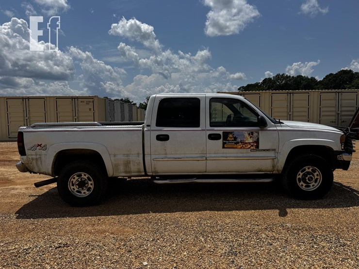 2003-gmc-2500sle-image-6