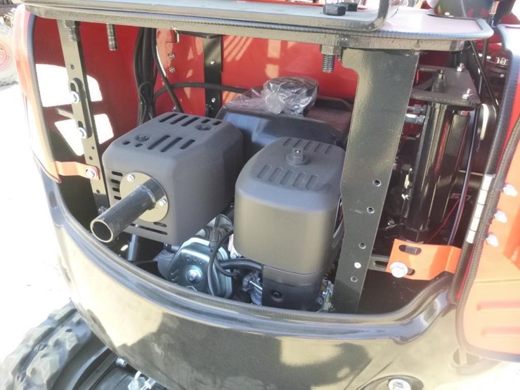 2026-tpm-18hh-hydraulic-excavator-image-27