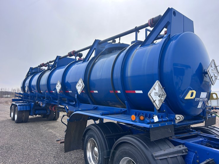 #1494-•-2017-worley-welding-works-tanker-trailer-image-7