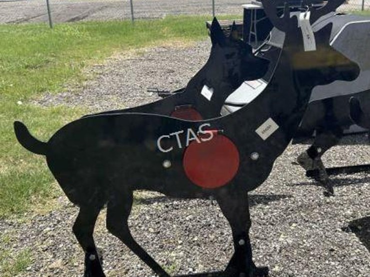 #55-•-deer-shaped-shooting-target-image-1