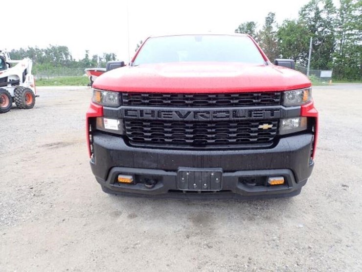 2022-chevrolet-silverado-1500-image-2