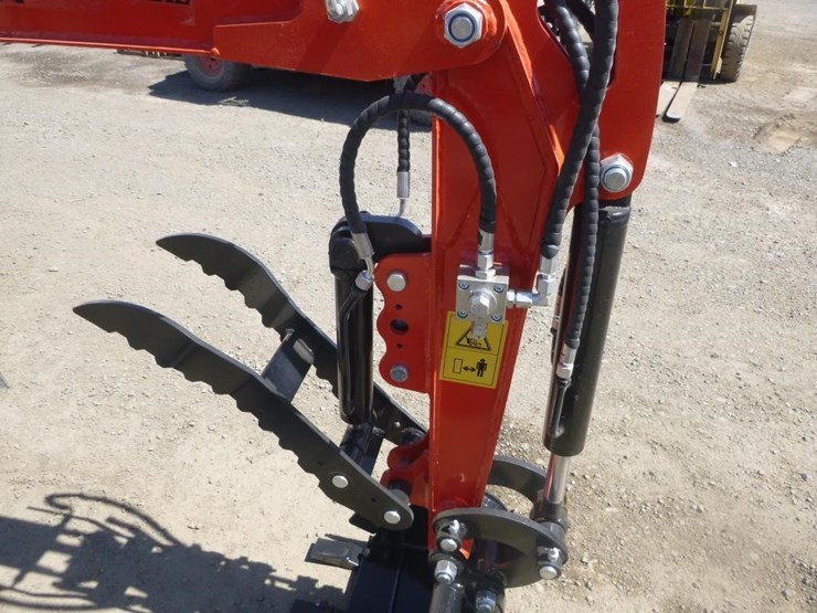 2026-tpm-18hh-hydraulic-excavator-image-12