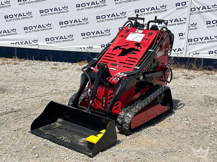 mini-skid-steer-loader-image-1