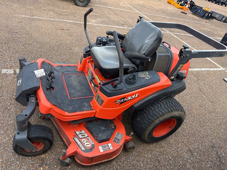 kubota-zd331-image-8