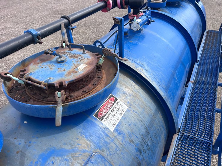 #1494-•-2017-worley-welding-works-tanker-trailer-image-30