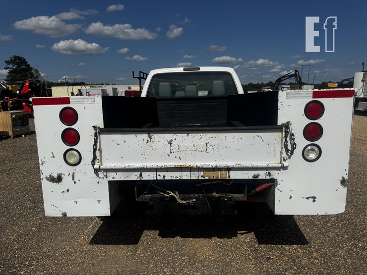 2016-ford-f350-image-4