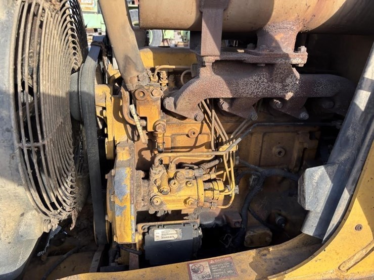 2001-deere-310g-image-29